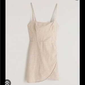 NWOT Abercrombie Gingham Dress